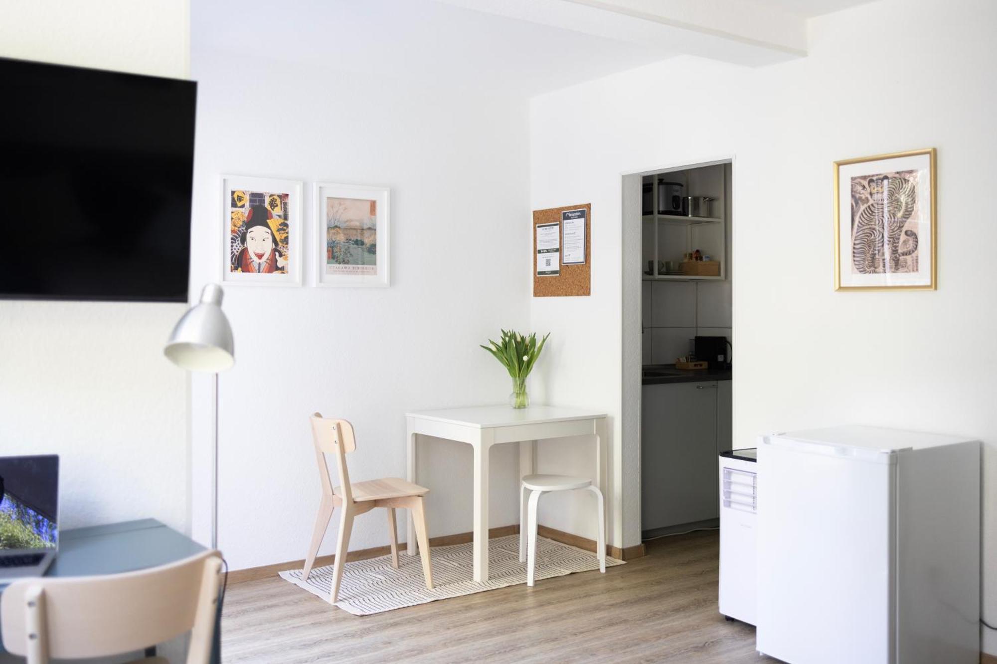 Central Apartment With Terrace Duisburg Exterior foto